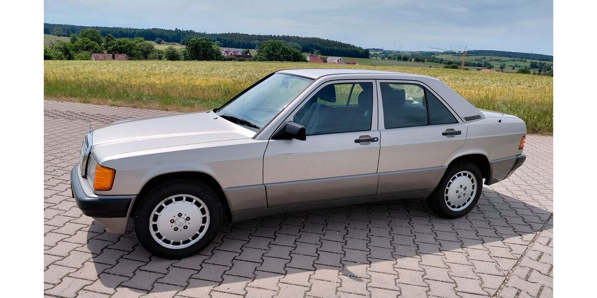 Mercedes-Benz 190 116.000 km 8.900 &euro; Roßtal 90574