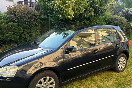 VW Golf 179.000 km 2.300 &euro; Erlangen 91058