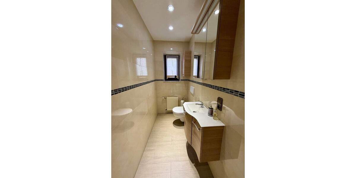 Etagenwohnung Hersbruck Altensittenbach - 6 Zimmer, 152 m&sup2;, 535.000&euro; | Angebot:25726431