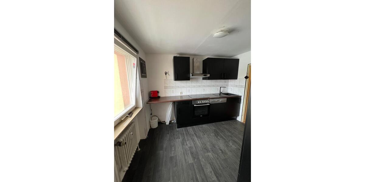 Helle 2 Zimmer Wohnung mit 2 Balkons im 3. OG in Poppenreuth zimmer