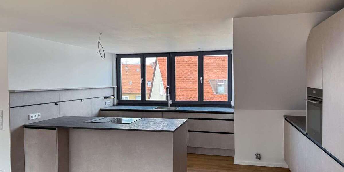 Etagenwohnung Nürnberg Herrnhütte - 4 Zimmer, 121 m&sup2;, 2.070&euro; | Angebot:26630543