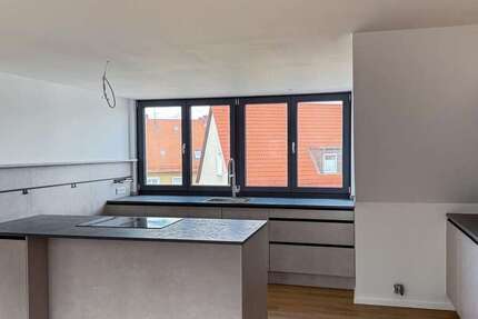 Wohnung Nürnberg Herrnhütte - 4 Zimmer, 121 m&sup2;, 2.070&euro; | Angebot:26630543