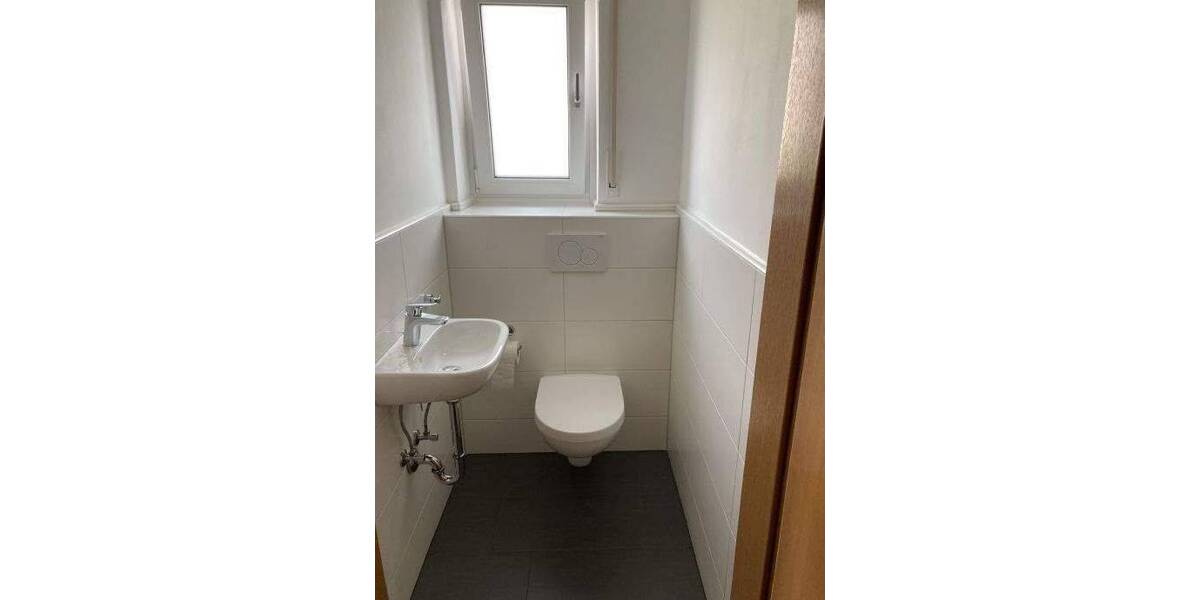 Etagenwohnung Erlangen Hüttendorf - 3 Zimmer, 100 m&sup2;, 950&euro; | Angebot:26841804