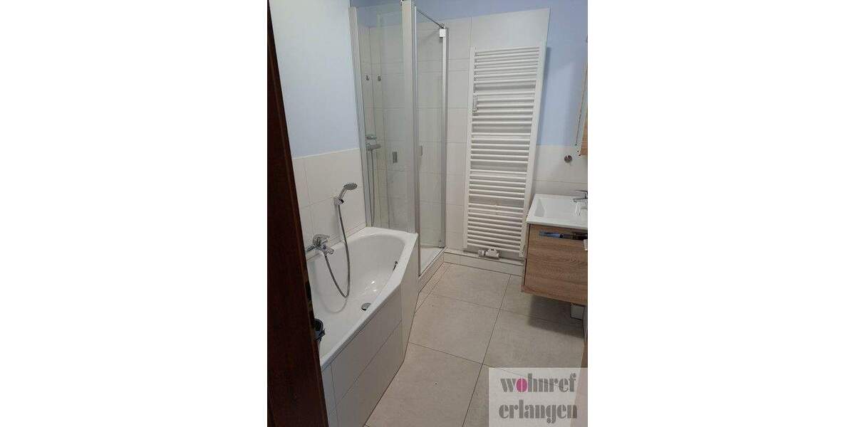 Etagenwohnung Buckenhof - 4 Zimmer, 93 m&sup2;, 1.250&euro; | Angebot:25153122