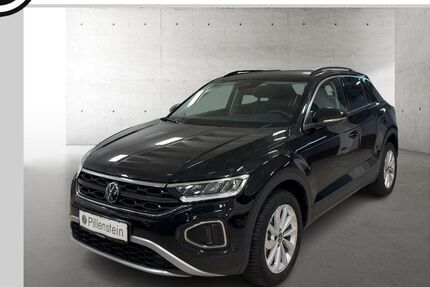 VW T-Roc 28.700 km 19.311 € Fürth 90762