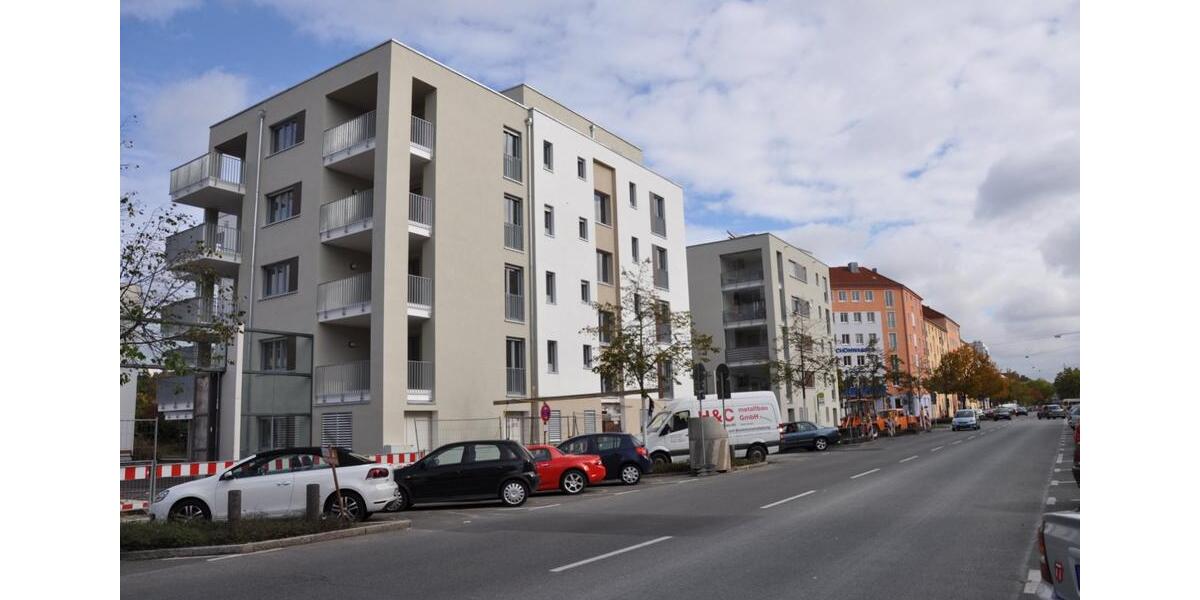Moderne, neuwertige 1-Zimmer Wohnung mit Küche & Loggia in Fürth 1 zimmer