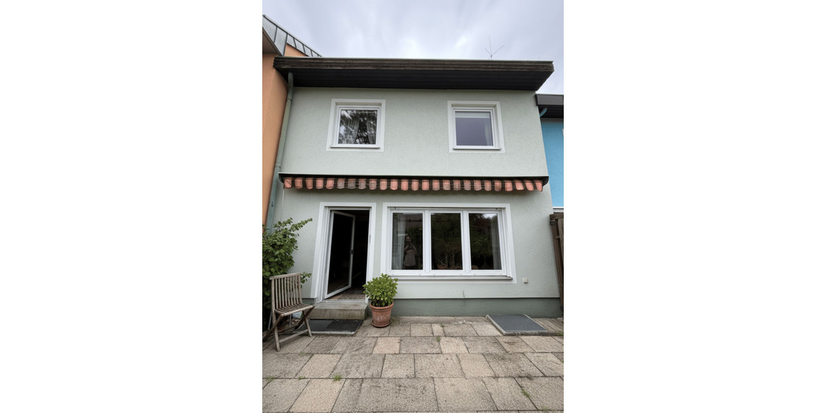 Reihenmittelhaus Fürth Burgfarrnbach - 4 Zimmer, 146 m&sup2;, 489.000&euro; | Angebot:26673296