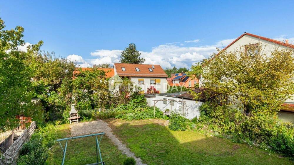 Ruhig gelegenes Reihenendhaus mit 3 Zimmern, Garage und viel Potenzial 3 zimmer
