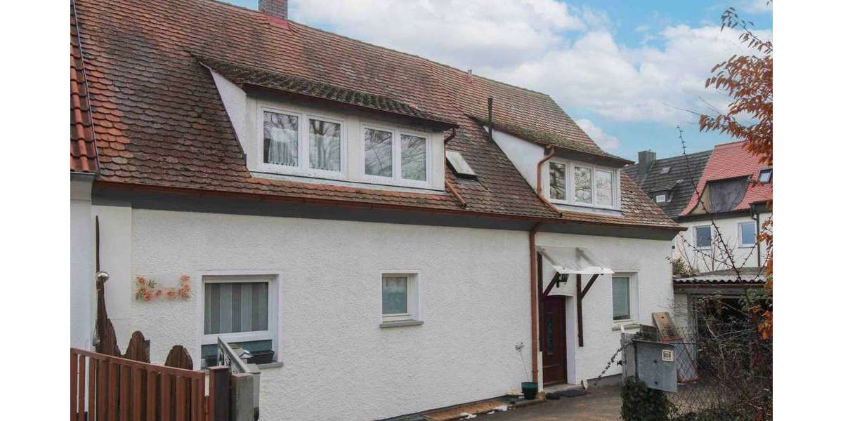 Haus zum Kaufen in Fürth 548.000 € 165 m² 7 zimmer