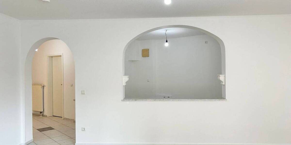 Etagenwohnung Fürth Innenstadt - 3 Zimmer, 80 m&sup2;, 780&euro; | Angebot:26875082