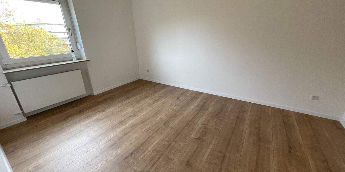 Etagenwohnung Erlangen Bruck - 3 Zimmer, 74 m&sup2;, 299.000&euro; | Angebot:25667634