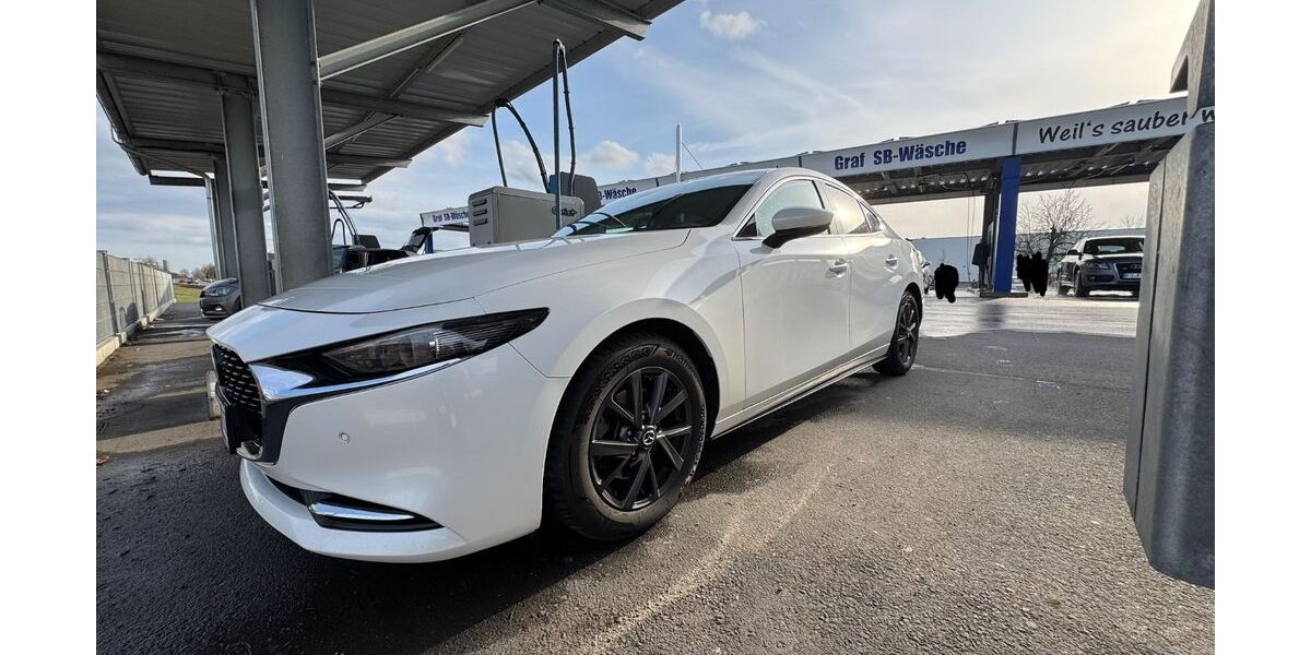 Mazda 3 63.000 km 17.490 &euro; Hagenbüchach 91469