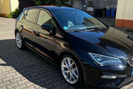 Seat Leon 123.030 km 14.490 € Baiersdorf 91083