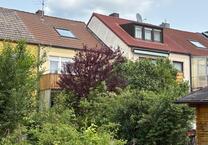 Reihenhaus mit dem Charme der 60-er Jahre