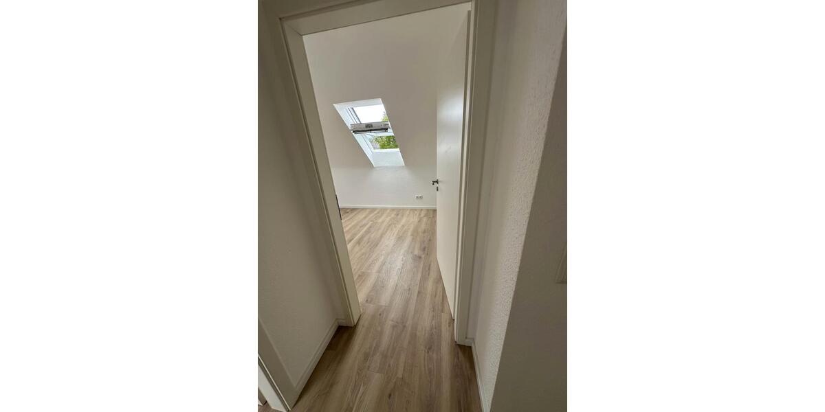 Dachgeschoßwohnung Oberasbach - 3 Zimmer, 51 m&sup2;, 199.000&euro; | Angebot:26995670