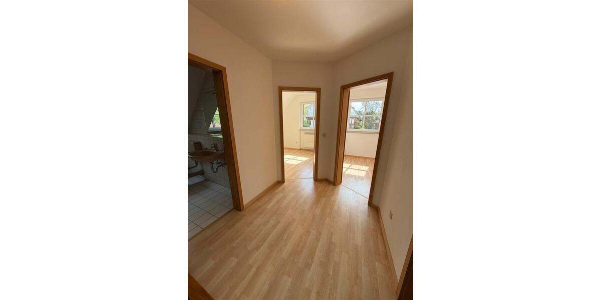 Doppelhaushälfte Burgthann - 5 Zimmer, 118 m&sup2;, 1.540&euro; | Angebot:26440405