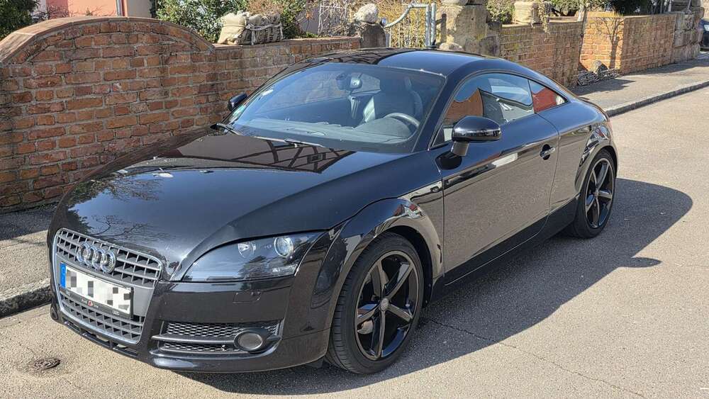 Audi TT 184.300 km 7.999 &euro; Roth 91154