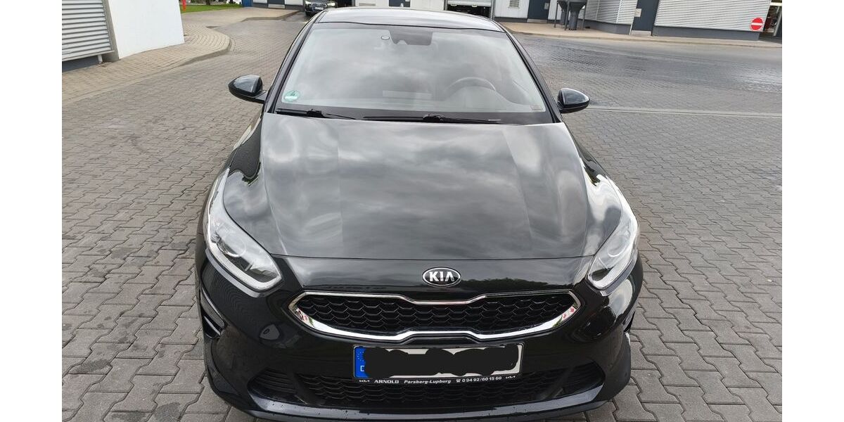 Kia ceed / Ceed 71.000 km 12.500 &euro; Stein 90547