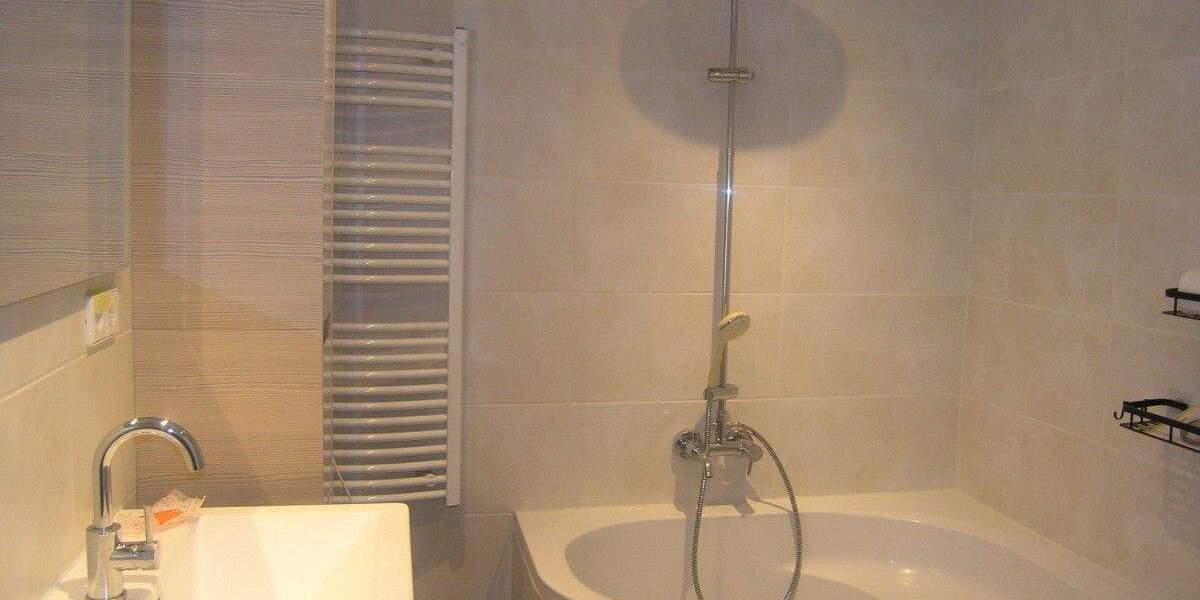 Kleines 3-Zimmer-Reiheneckhaus mit 436 m² Grundstück und Garage zimmer