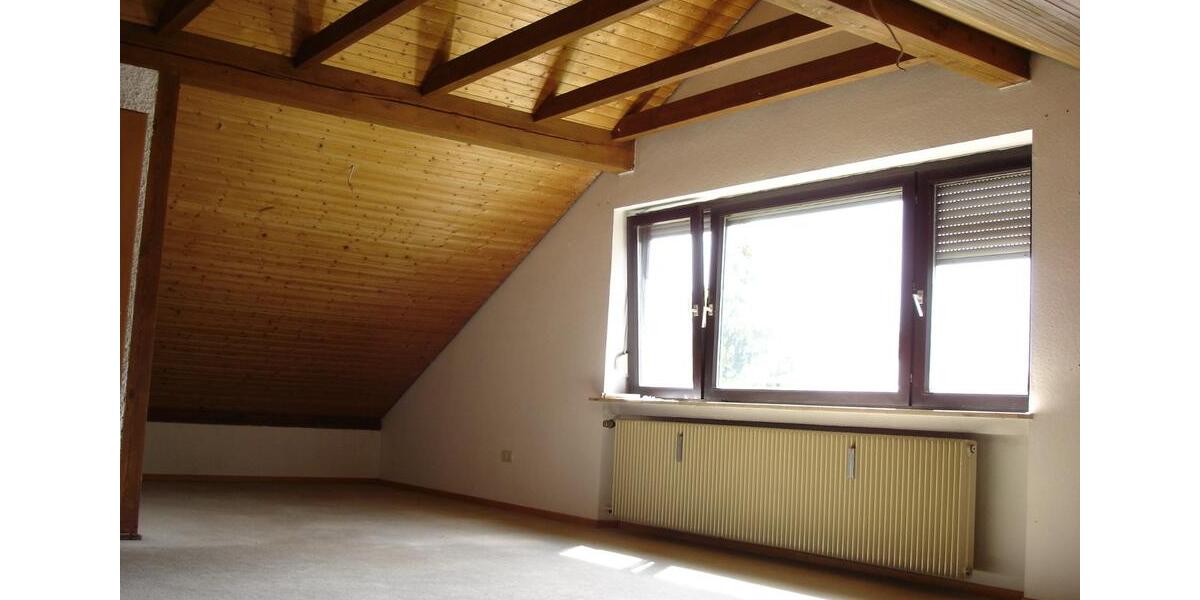 Dachgeschoßwohnung Nürnberg Gebersdorf - 3 Zimmer, 70 m&sup2;, 690&euro; | Angebot:27601963