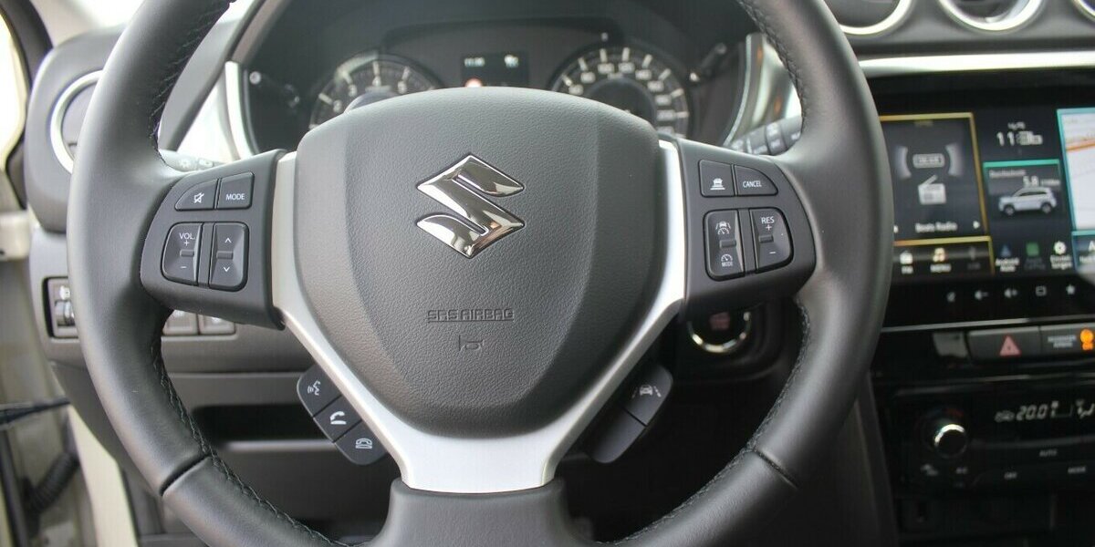 Suzuki Vitara 1.4 Mild-Hybrid Comfort+ 4x2 Autom. 8.500 km 26.990 &euro; Fürth 90763