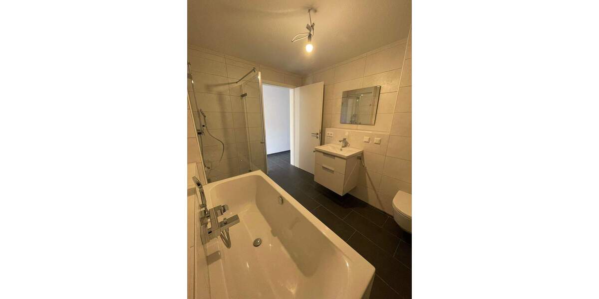 ++ERSTBEZUG++ 3-Zimmer-Wohnung mit Einbauküche in Dechsendorf 3 zimmer