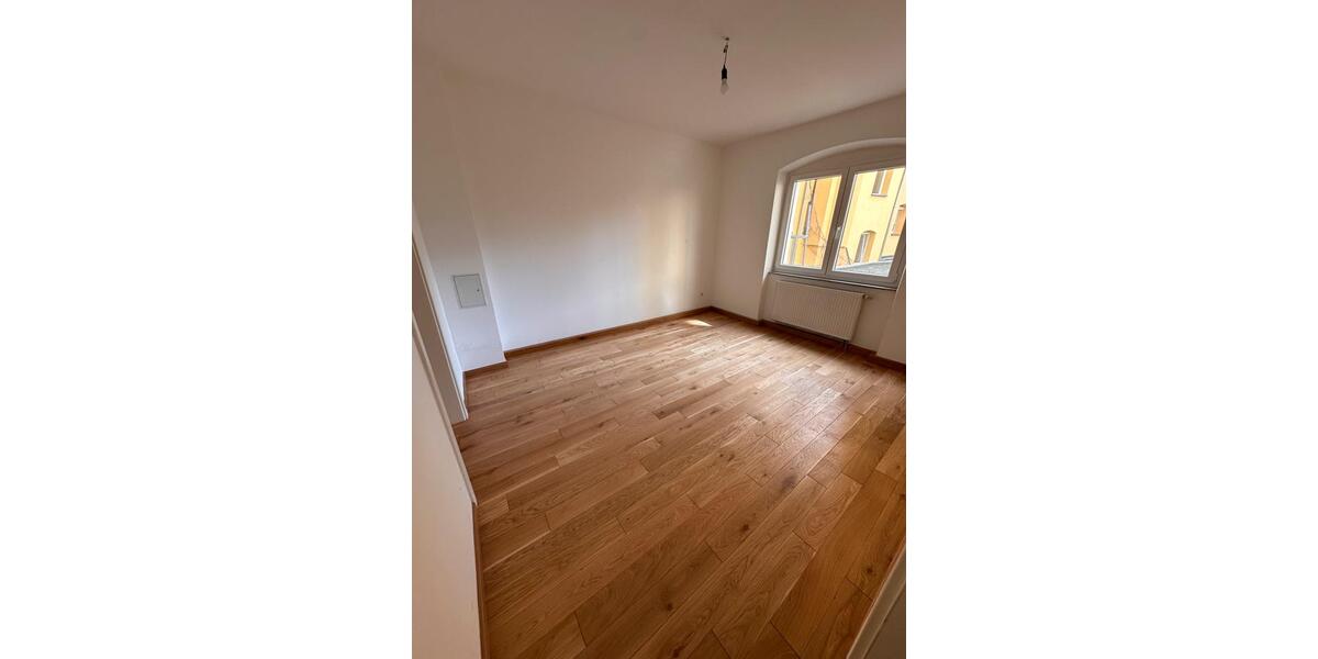 Etagenwohnung Nürnberg Gaismannshof - 3 Zimmer, 70 m&sup2;, 980&euro; | Angebot:26356900