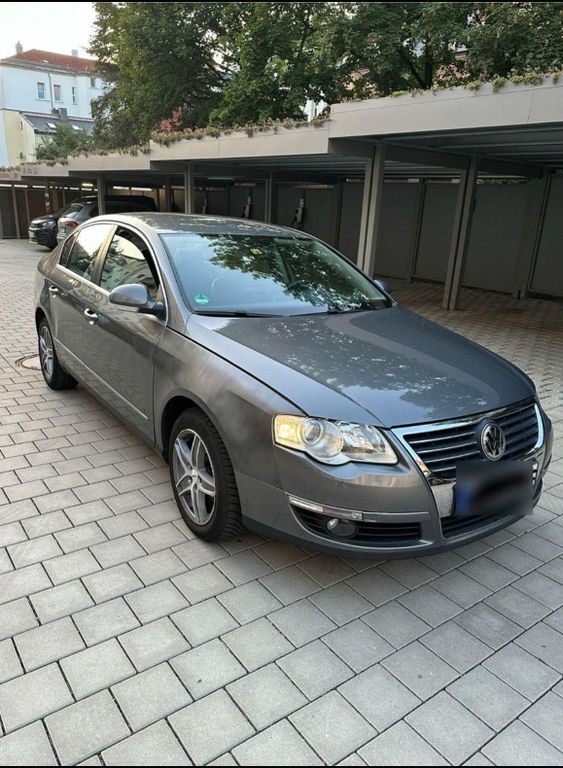 VW Passat 235.000 km 2.900 € Nürnberg 90478