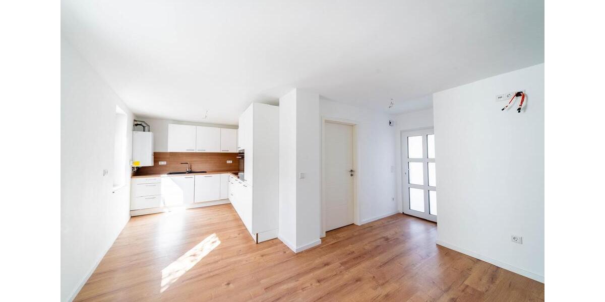Etagenwohnung Fürth Bislohe - 4 Zimmer, 116 m&sup2;, 1.750&euro; | Angebot:26381876