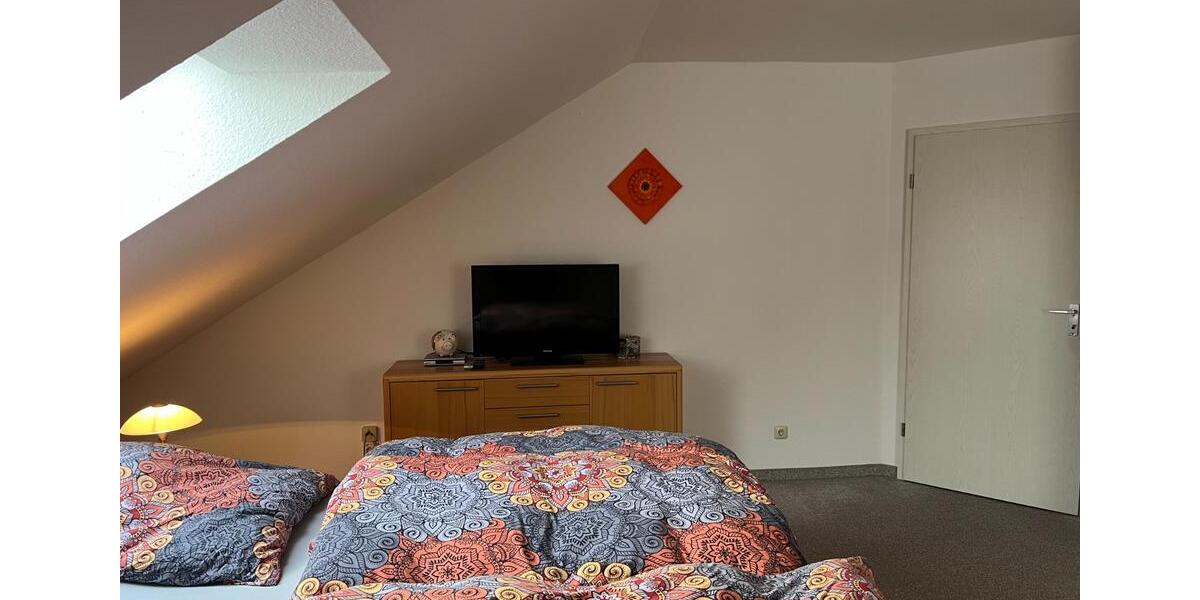 Attraktive 2-Zimmer Dachgeschoss Wohnung in Großenseebach 2 zimmer
