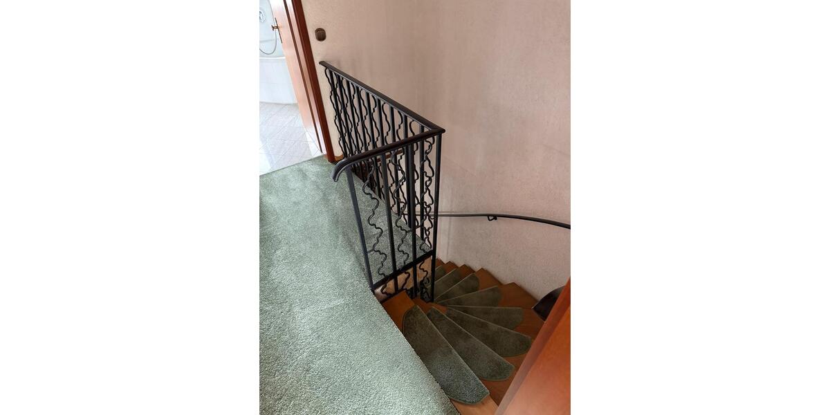 DOPPELHAUSHÄLFTE in Fürth- VACH am Kanal mit Pool und ohne Makler 5 zimmer