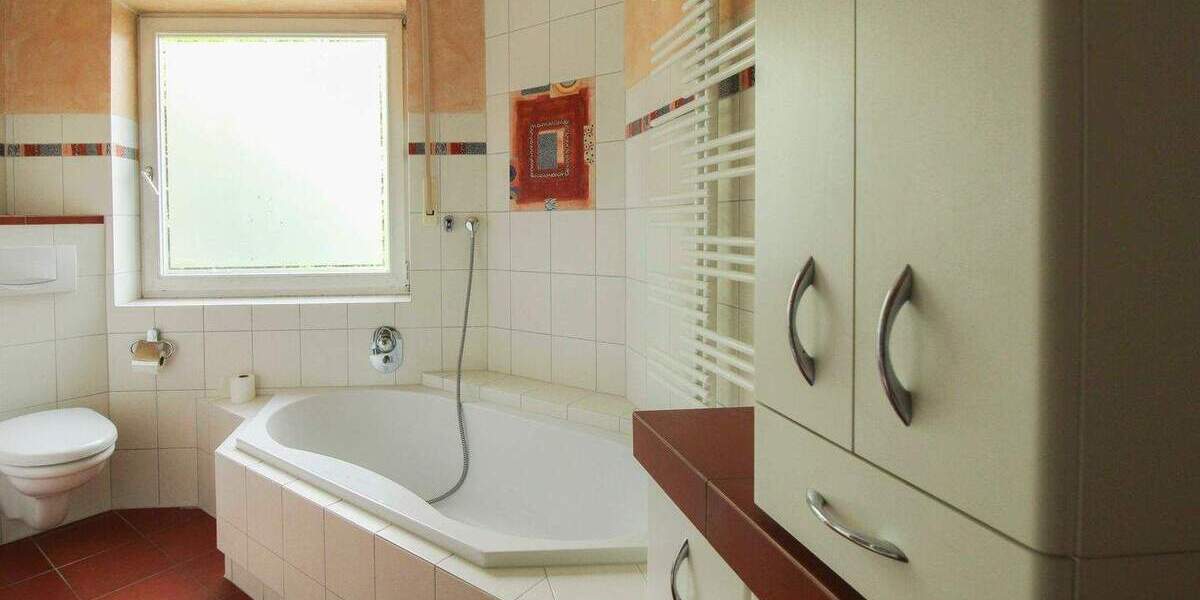 Ihr neues Zuhause mit Potenzial - Großzügige Immobilie für Familie, Mieter oder Mehrgenerationen 8 zimmer