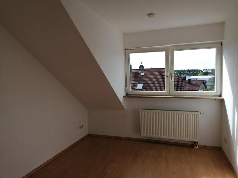5-Zi-Mais.-Wohnung mit Terrasse in RöttenbachErlangen -befristet