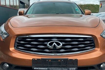 INFINITI QX70