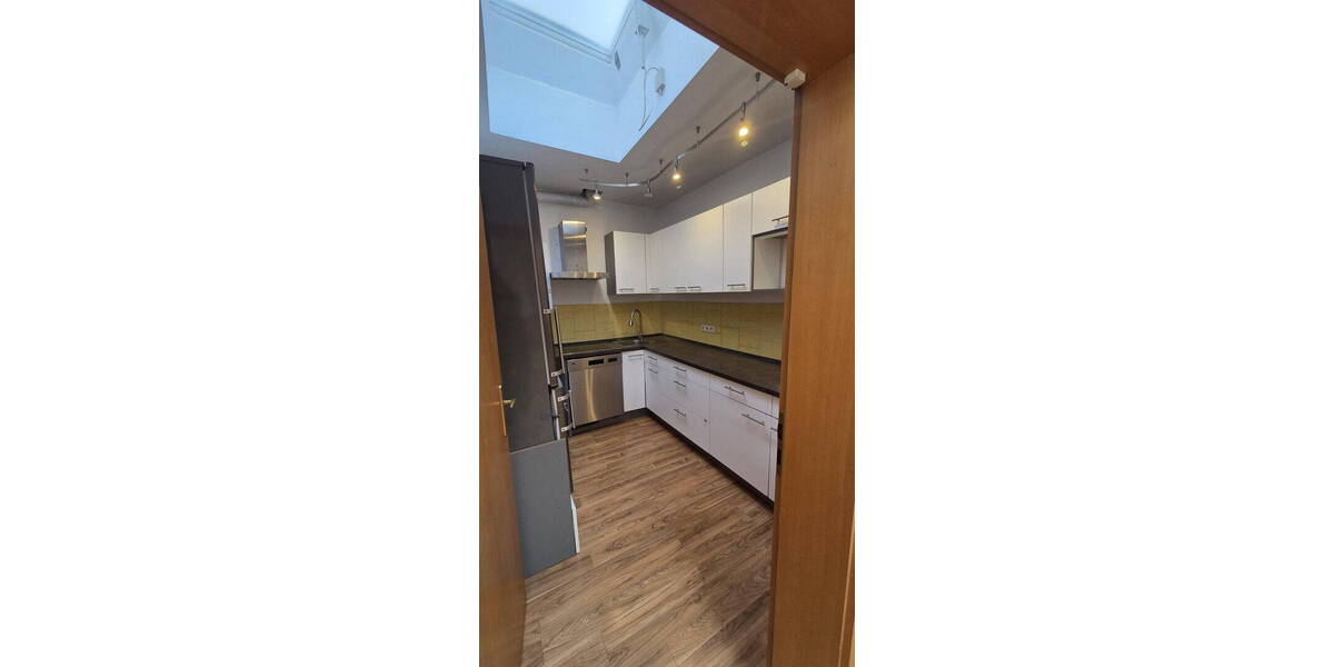 Etagenwohnung Fürth Innenstadt - 2 Zimmer, 77 m&sup2;, 785&euro; | Angebot:26015836