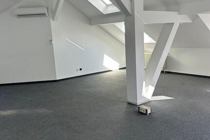 Büroraum in 91126 Schwabach zimmer