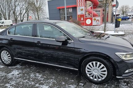 VW Passat 239.000 km 8.999 &euro; Nürnberg 90475