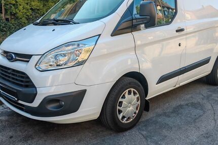 Ford Transit Custom 210.000 km 8.499 &euro; Fürth 90766