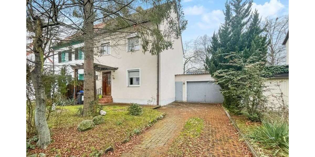 Haus zum Kaufen in Nürnberg 425.000 € 123 m² 4 zimmer