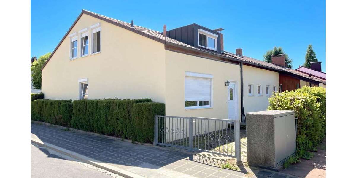 Einfamilienhaus Nürnberg Altenfurt - 8 Zimmer, 200 m&sup2;, 690.000&euro; | Angebot:27104346