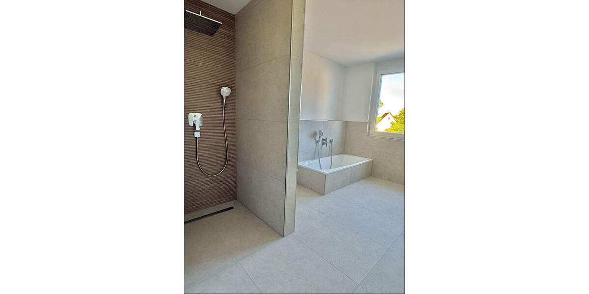 Etagenwohnung Roßtal - 3 Zimmer, 94 m&sup2;, 479.000&euro; | Angebot:25732102