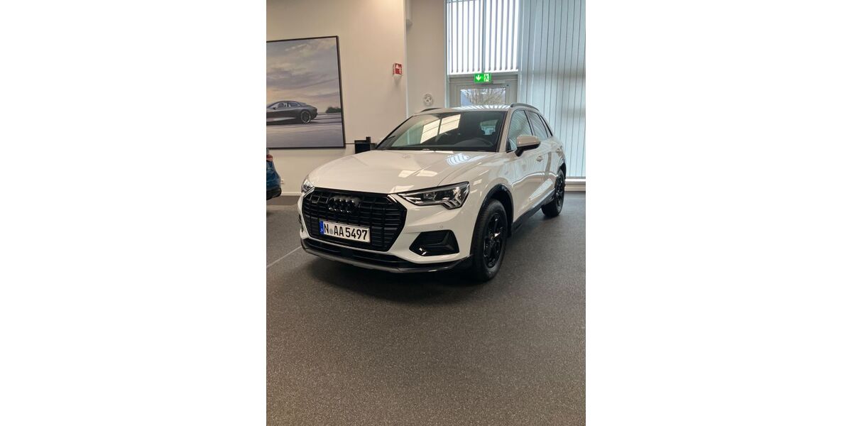 Audi Q3 17.500 km 43.000 &euro; Nürnberg 90427