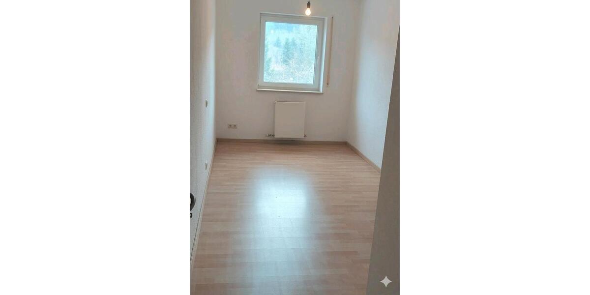 Etagenwohnung Burgthann - 2 Zimmer, 25 m&sup2;, 600&euro; | Angebot:27550144