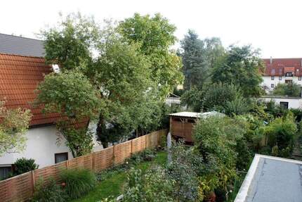 Wohnung Erlangen Innenstadt - 4 Zimmer, 94 m&sup2;, 1.350&euro; | Angebot:25670091