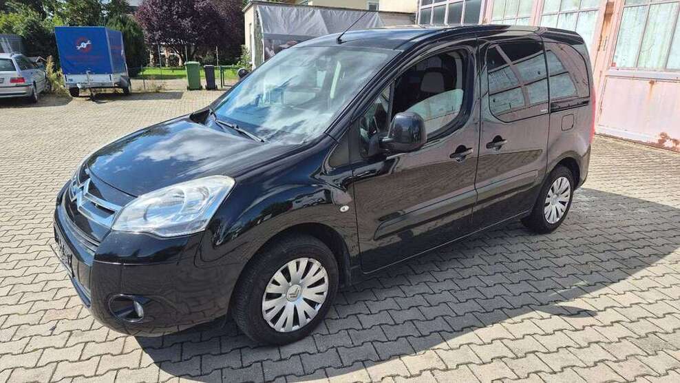 Citroen Berlingo 192.000 km 4.200 € Roth 91154