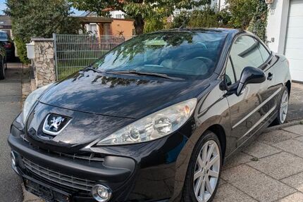 Peugeot 207 154.000 km 2.300 € Schwanstetten 90596