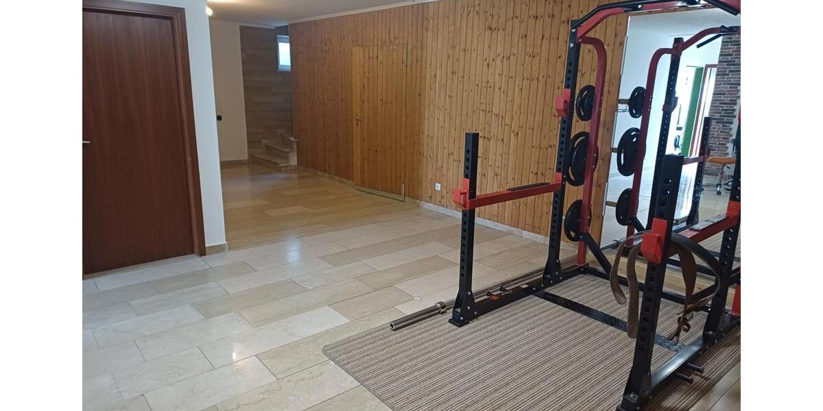 Doppelhaushälfte Schnaittach - 9 Zimmer, 270 m&sup2;, 597.000&euro; | Angebot:26602752