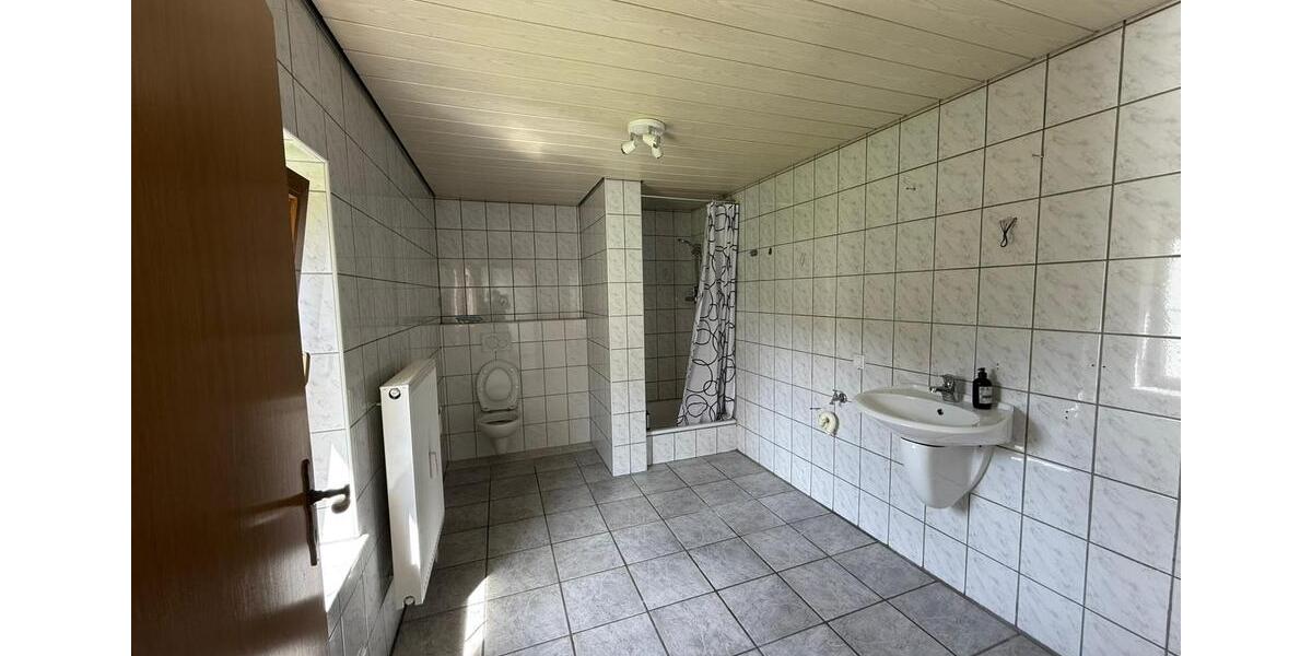 Erdgeschoßwohnung Heilsbronn - 4.5 Zimmer, 115 m&sup2;, 850&euro; | Angebot:26407113