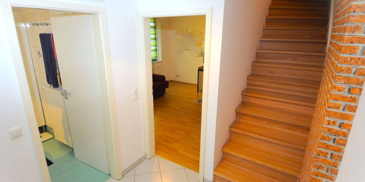 Etagenwohnung Fürth Innenstadt - 3 Zimmer, 96 m&sup2;, 370.000&euro; | Angebot:26740043