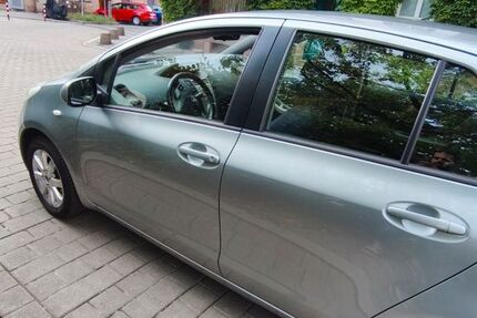 Toyota Yaris 137.500 km 2.600 &euro; Nürnberg 90451